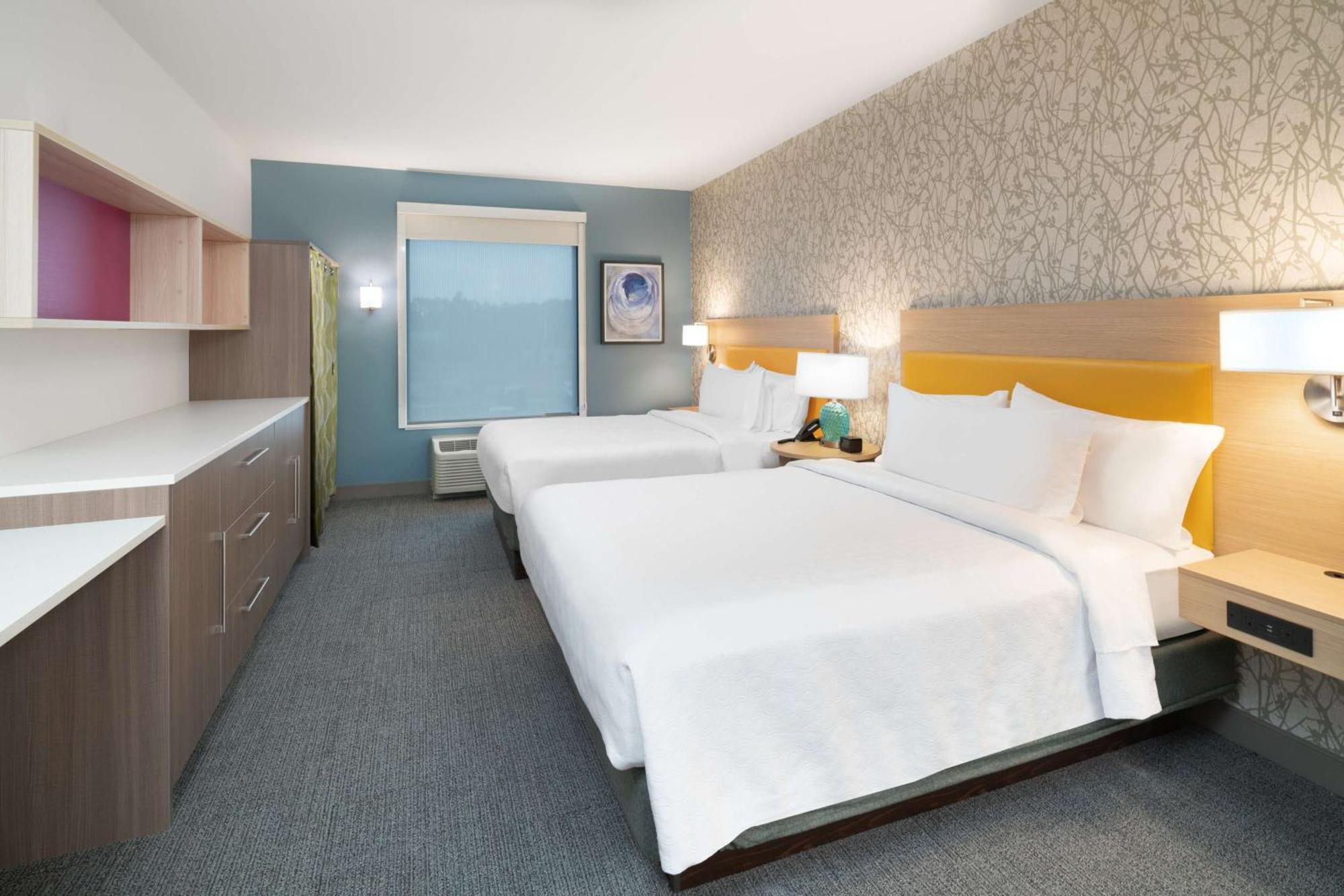 Home2 Suites By Hilton Brunswick Bagian luar foto