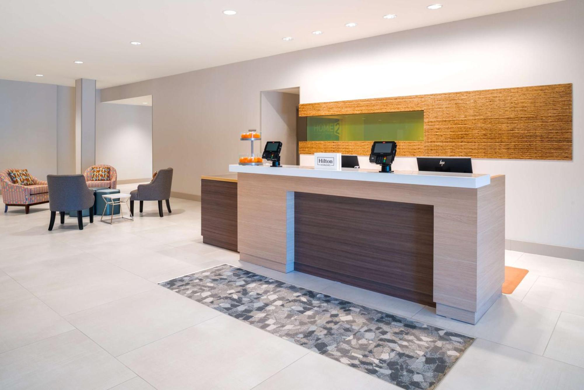 Home2 Suites By Hilton Brunswick Bagian luar foto