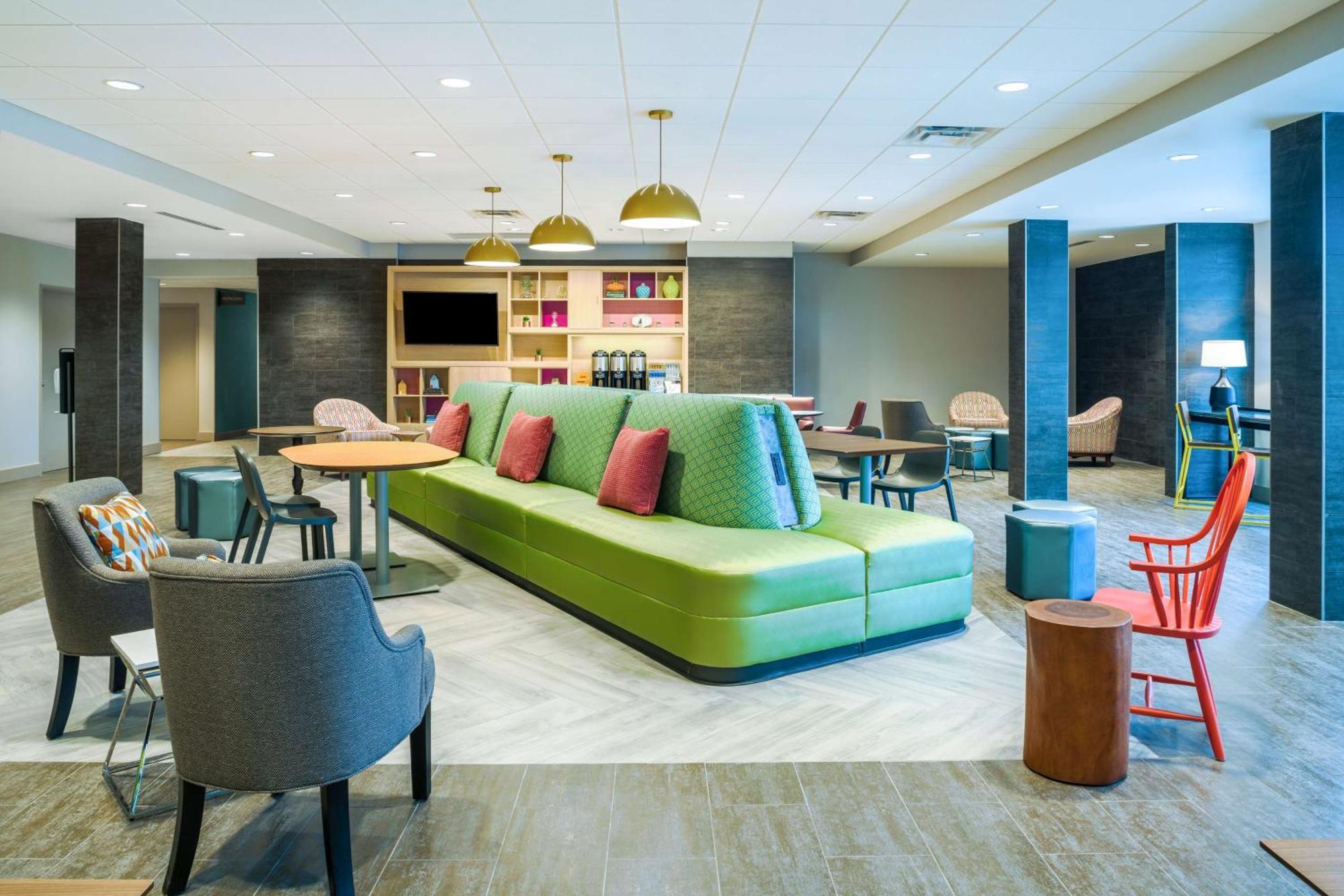 Home2 Suites By Hilton Brunswick Bagian luar foto