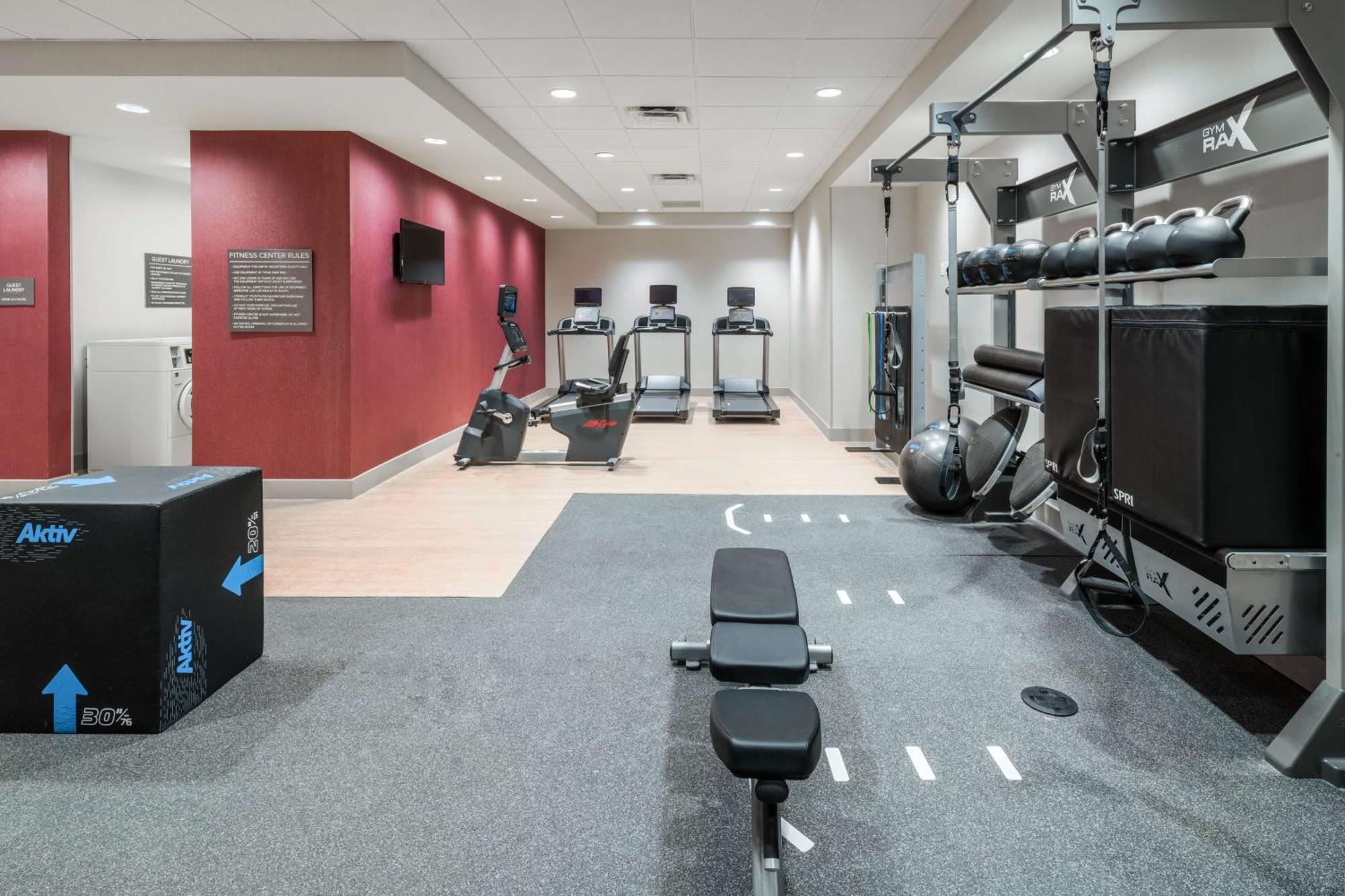 Home2 Suites By Hilton Brunswick Bagian luar foto